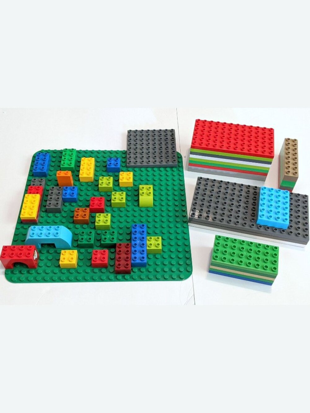 Lot of Lego Building Bricks Base Duplo Plate, etc.